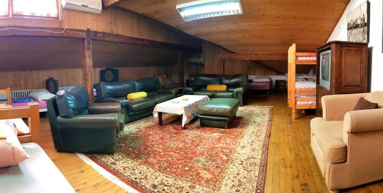 סראייבו Hostel Pansion Lion מראה חיצוני תמונה