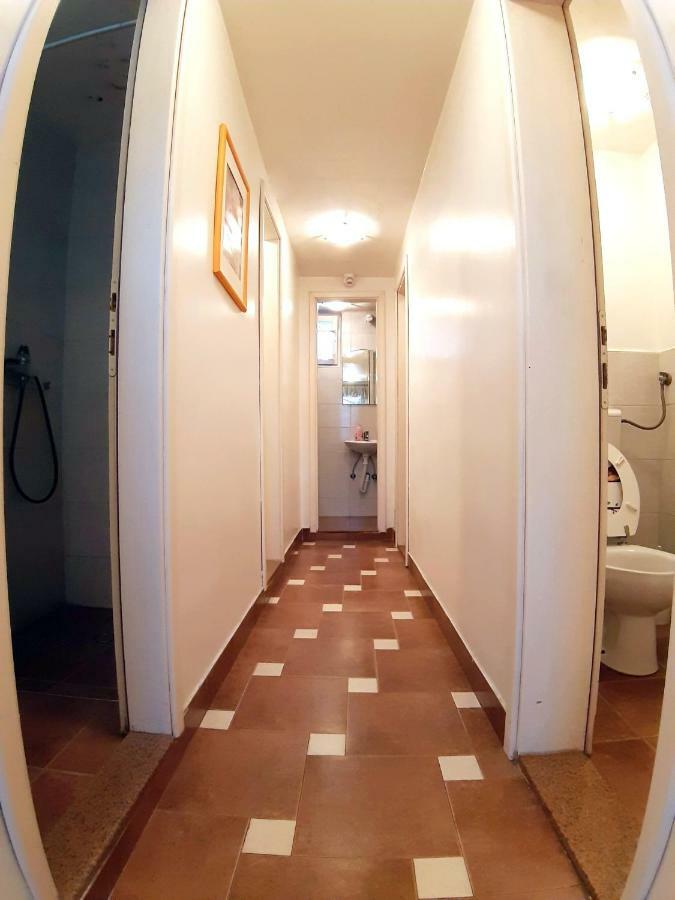 סראייבו Hostel Pansion Lion מראה חיצוני תמונה