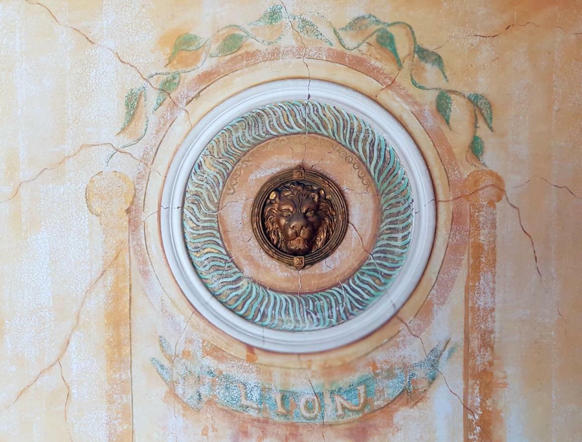 סראייבו Hostel Pansion Lion מראה חיצוני תמונה
